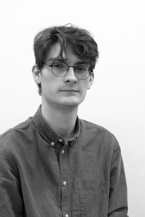 Photographie du designer graphique Hugo Giffard